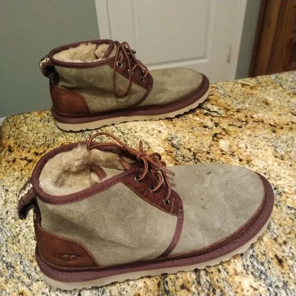 UGG Australia Neumel Mens Ankle Boots Taupe Suede Sheepskin 1095349 Size 6