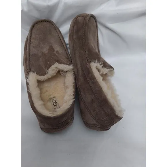 UGG Australia Slip On Moccasin Slippers Men’s Sz 10 Brown Fur Lined