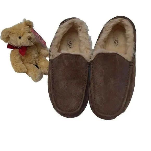 UGG Australia Slip On Moccasin Slippers Men’s Sz 10 Brown Fur Lined