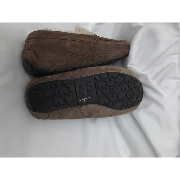 UGG Australia Slip On Moccasin Slippers Men’s Sz 10 Brown Fur Lined