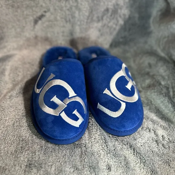 UGG Blue/white Men's Suede Scuff Logo Slippers