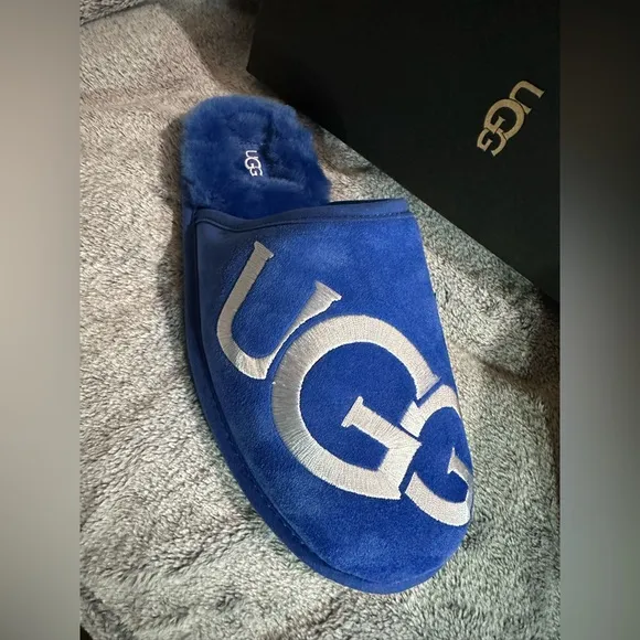 UGG Blue/white Men's Suede Scuff Logo Slippers