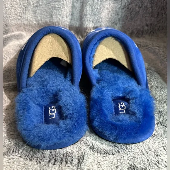 UGG Blue/white Men's Suede Scuff Logo Slippers