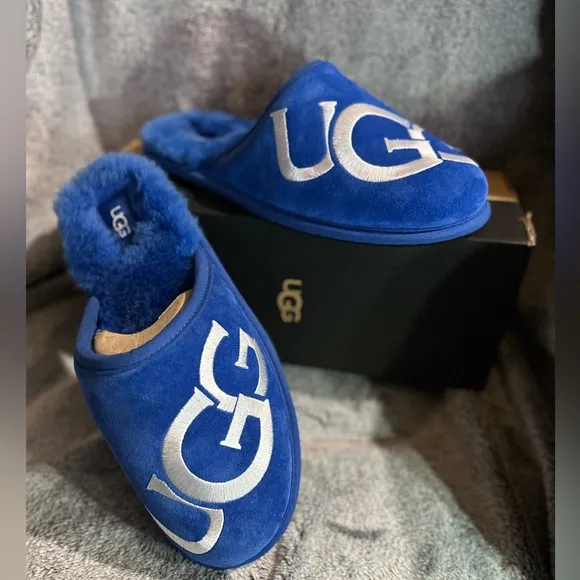 UGG Blue/white Men's Suede Scuff Logo Slippers
