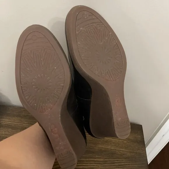 UGG Brown Lodge Meredith Shearling Lined Wedge Ankle Boots Size 10