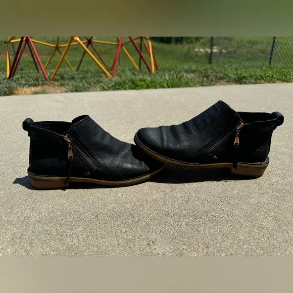 UGG Clementine Leather Ankle boots Blk