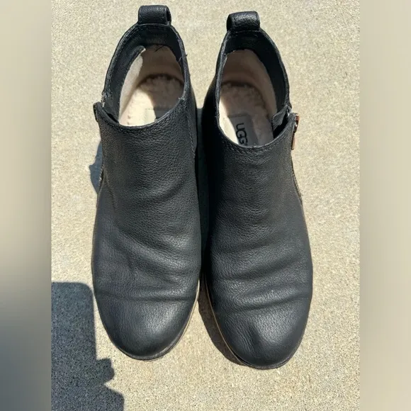 UGG Clementine Leather Ankle boots Blk
