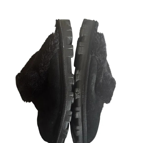 UGG Coquette Slipper 5125 Black Fur-Lined Slippers Size 9