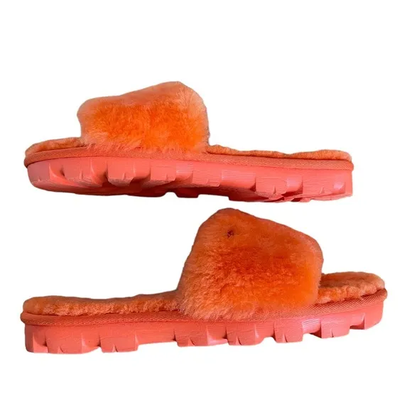 UGG Cozetta Curly Genuine Shearling Slide Slipper - EUC, Size 8, Orange …