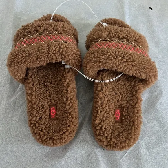 UGG Cozetta UGG Braid Fur Slide Slippers