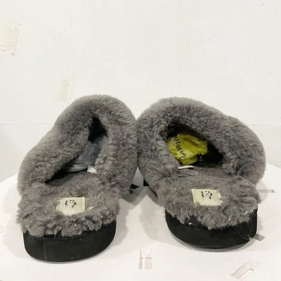 UGG Cozy slip-on slippers Womens Sz 9.5 Knit Upper Fur lining Black Gray