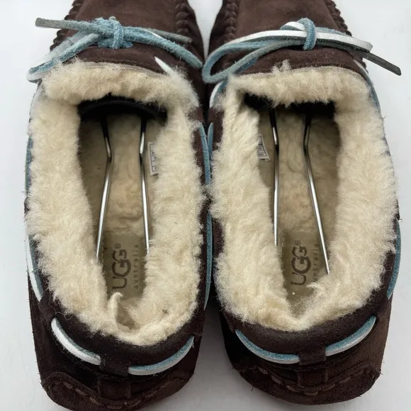 UGG Dakota Brown suede fur lined Moccasin Slippers size 9