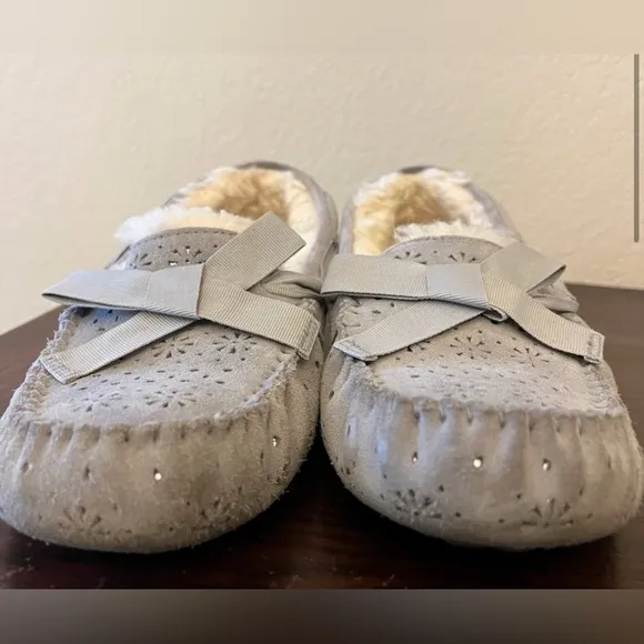 UGG DAKOTA SUNSHINE PERF SEAL SHEARLING LINED SLIPPERS US SIZE 10
