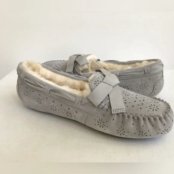 UGG DAKOTA SUNSHINE PERF SEAL SHEARLING LINED SLIPPERS US SIZE 10