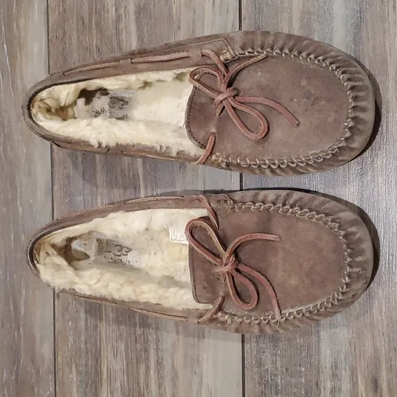 Ugg Dakota Women Suede Espresso Fur-Lined Loafers shoes flat slippers