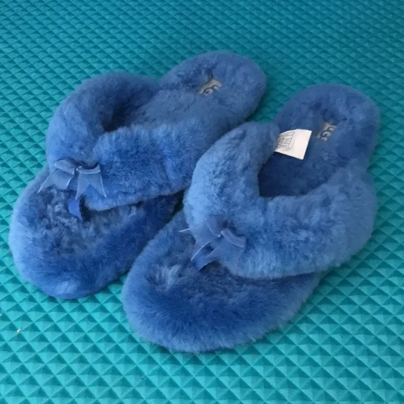UGG Fluff Flip Flop III (Blue) Women’s Slippers | 11