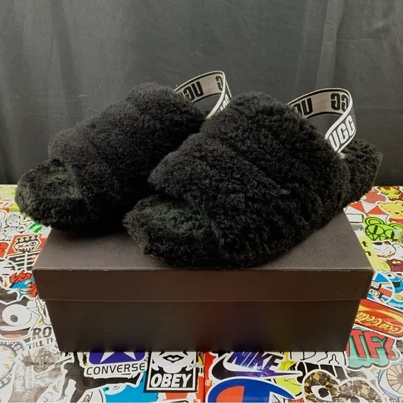 UGG Fluff Yeah Fur Slippers Size 9 Women's