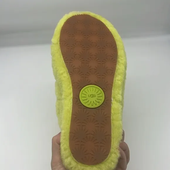 UGG - Fluff Yeah Sli In Lime Green Open Toe Slip On Ankle Strap Sandal Size 8