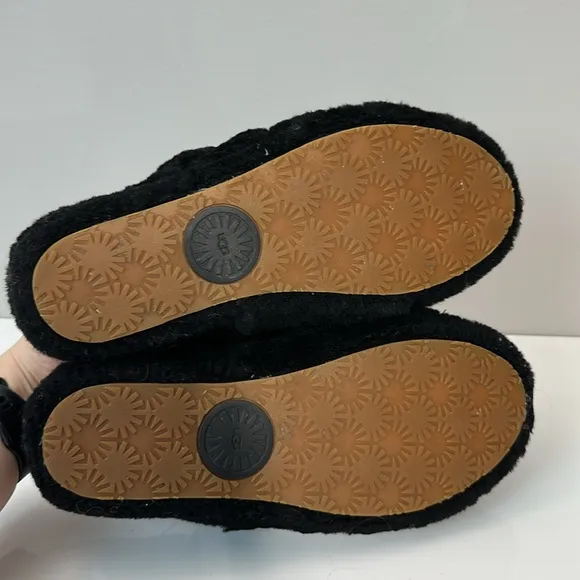 UGG Fluff Yeah Slide Black Slippers Size 11