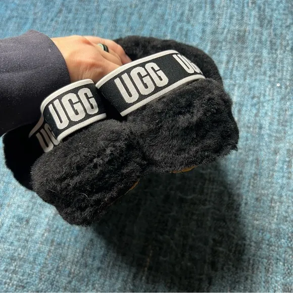 UGG Fluff Yeah Slide Slippers in Black