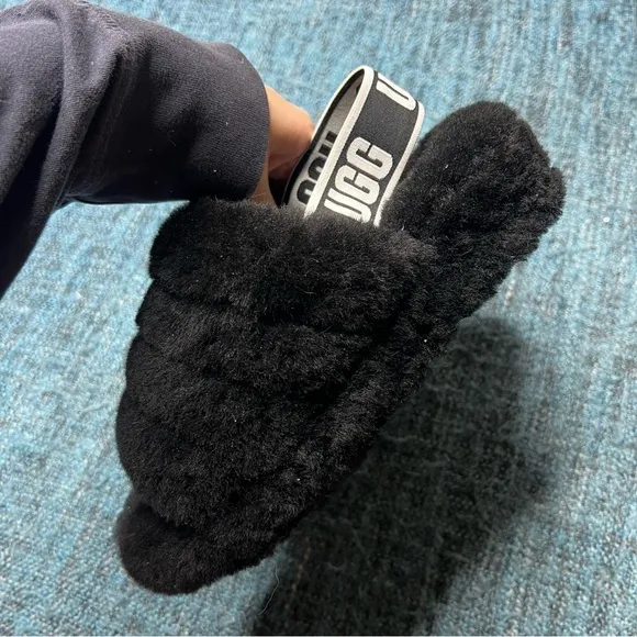 UGG Fluff Yeah Slide Slippers in Black