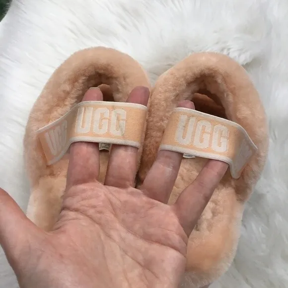 UGG Fluff Yeah Slide Slippers Peach Fuzz Women’s size 10