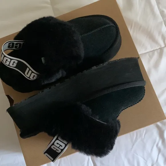 UGG funkette black slingback platform slippers