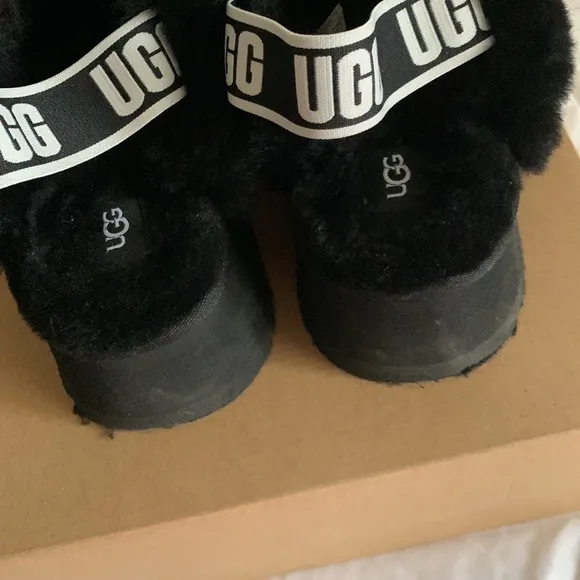 UGG funkette black slingback platform slippers