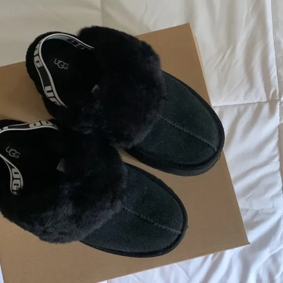 UGG funkette black slingback platform slippers