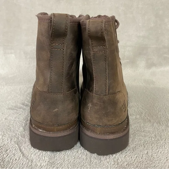 UGG Harkland Men's Ankle Boots Size 11 Brown Leather Sheepskin Vibram