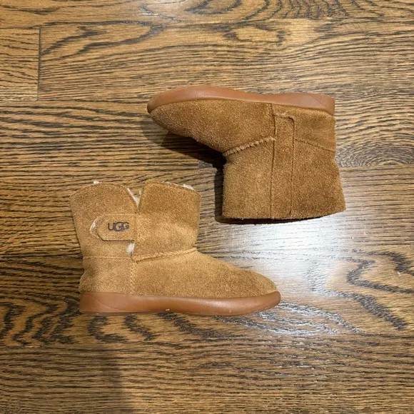 UGG Keelan Chestnut Kids Boots