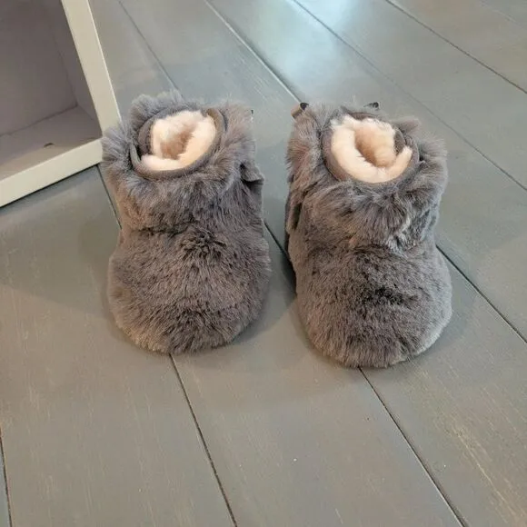 UGG Kid's Gray Jesse Bow II Fluff Bootie Size XS (0-6)