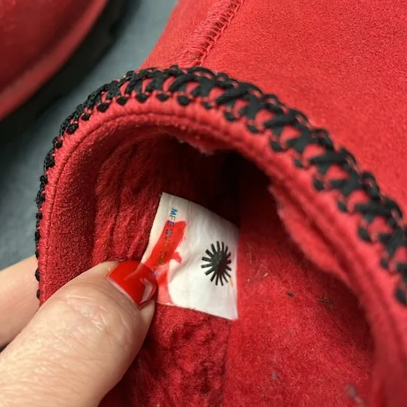 UGG kids Tasman Red Slipper slide shoes size 13