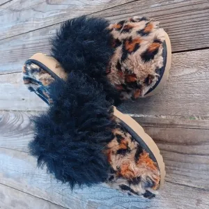 UGG LEOPARD SLIPPERS