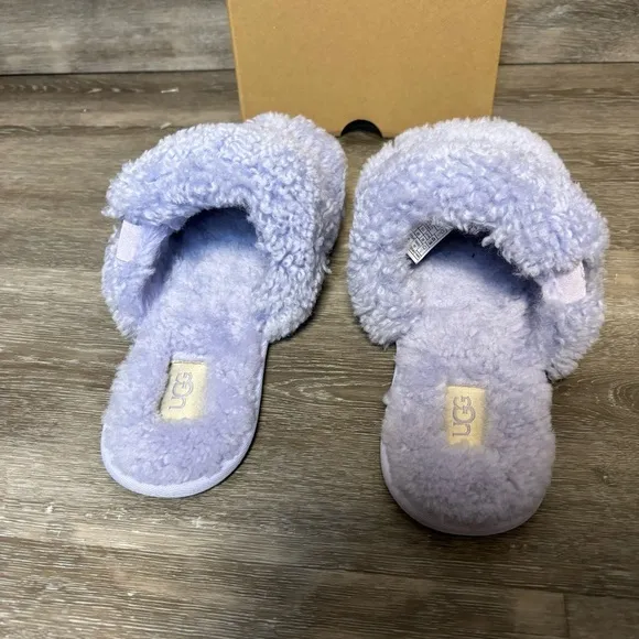 UGG | Maxi Curly Scuffetta Slippers In Save Blossom Purple NEW