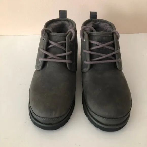 UGG Neumel Waterproof Leather Boot. Chukka. Size: 7
