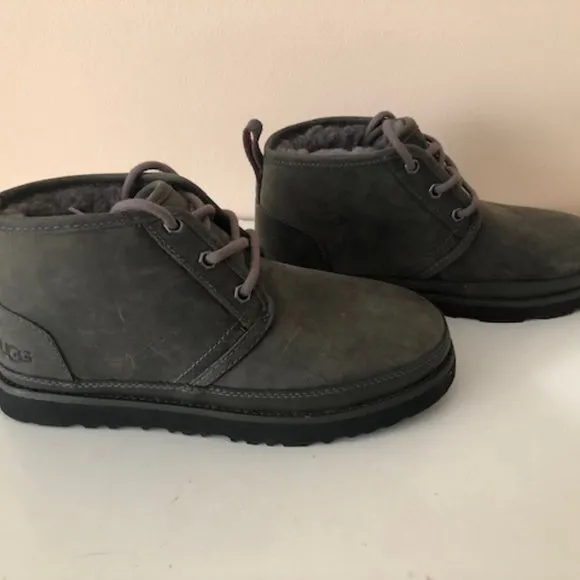 UGG Neumel Waterproof Leather Boot. Chukka. Size: 7