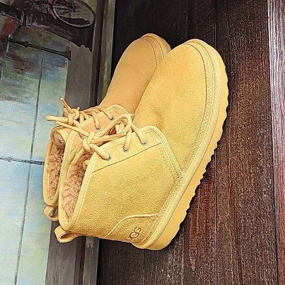 UGG Neumel Yellow Women’s Ankle Chukka Boots