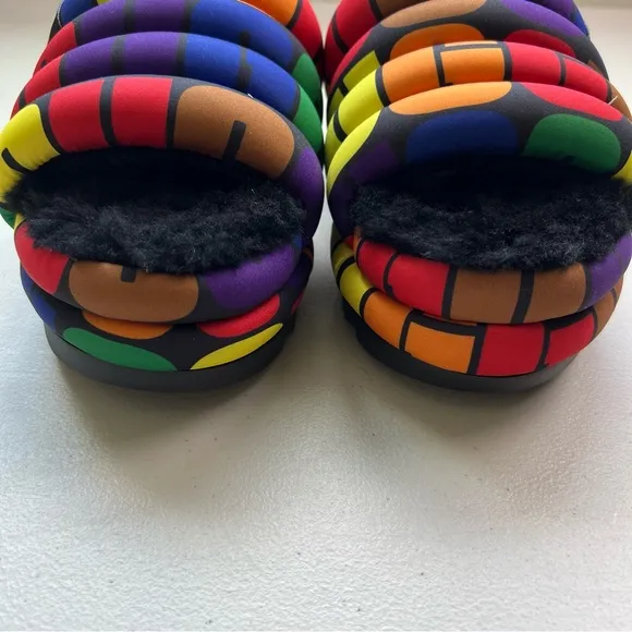 Ugg NWOB Logo Pride Maxi Slide Multicolor Rainbow Slip On SZ 7 Platform …