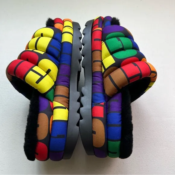 Ugg NWOB Logo Pride Maxi Slide Multicolor Rainbow Slip On SZ 7 Platform …