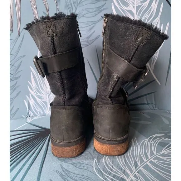 UGG OREGON BLACK SUEDE SHEEPSKIN SHEARLING ANKLE BUCKLE BOOT sz 5.5