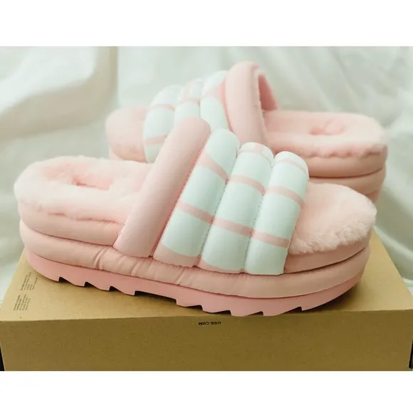 UGG Platform Maxi Slippers