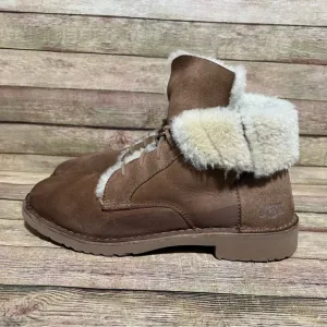 Ugg Quincy Ankle Boots