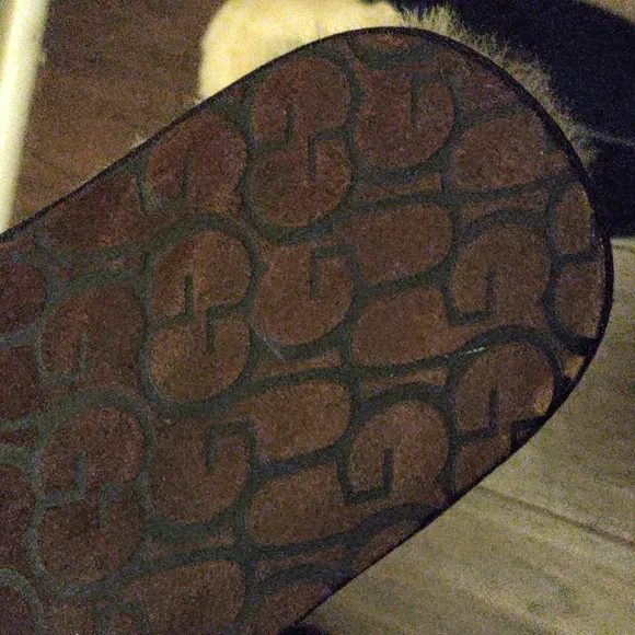 UGG Scuff Comfort Black Sheepskin/ Suede Slippers #1101111