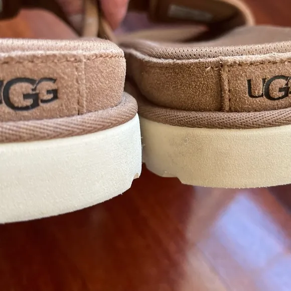 UGG Slides Slippers Women’s LATON Brown / Red  Suede slide Shoes Size 7