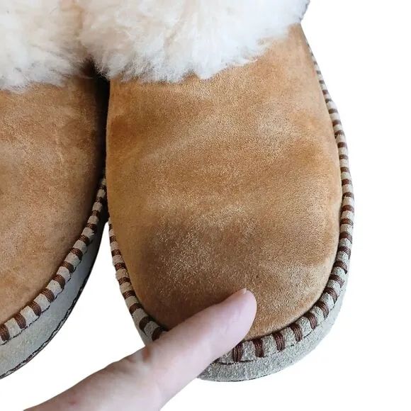 UGG Slippers Womens Sz 10.5 Wrin Sheepskin Fur Chestnut Suede Slip On Comfort