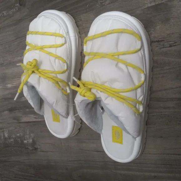 UGG Spaceslider Tech Slide White Slippers - Women's Size 9
