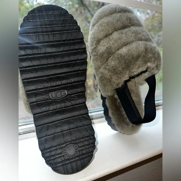 UGG Super Fluff Shearling Fur Slippers!  Back Strap NEW!