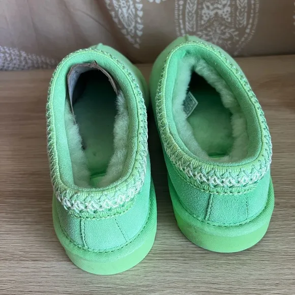 UGG Tasman Parakeet Green Suede Shearling Slippers Women's Size 10