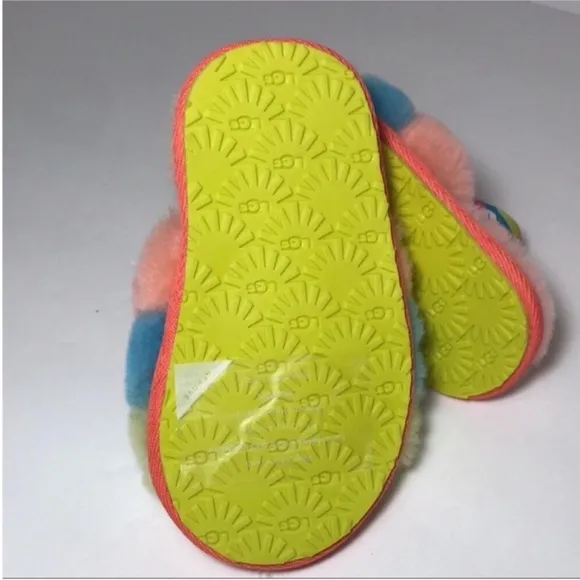UGG Toddler faux fur slippers size 8